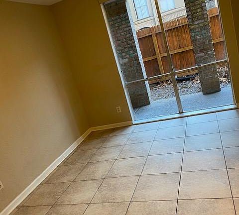 4th image of 4635 Wild Indigo St APT 497