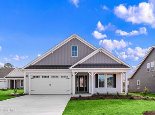 879 Mountain Mint Cir NW, Calabash, NC 28467