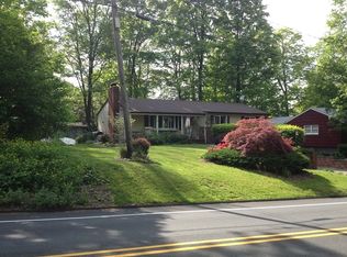429 Canistear Rd, Stockholm, NJ 07460