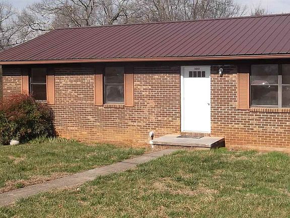 2nd image of 1041 Susan Dr