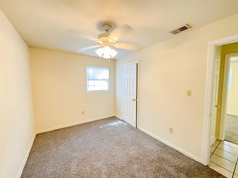 2203 Melanie Dr — Photo 15