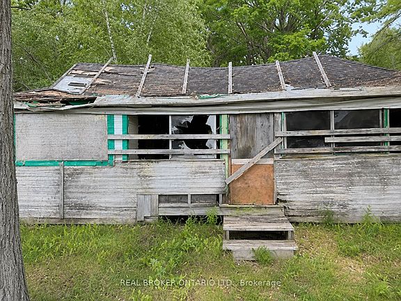 2nd image of 124 Kedey St