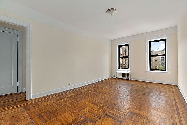 1st image of 15 Seaman Ave APT 1G