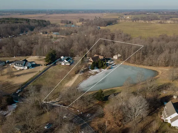 1053 Lett Houser Rd, Union City, TN 38261