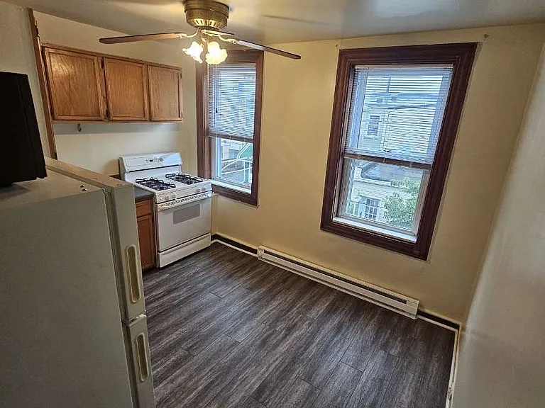 1200 S Clinton St #2 — Photo 12