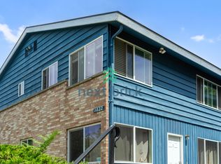 1822 10th Ave W APT 2, Seattle, WA 98119