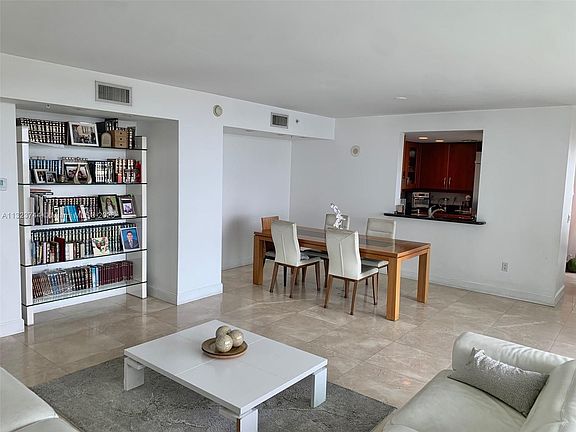 4th image of 19400 Turnberry Way APT 1612