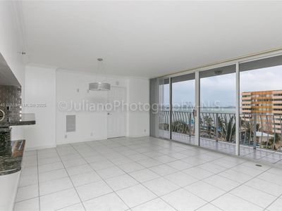 7601 E Treasure Dr APT 824, North Bay Village, FL, 33141