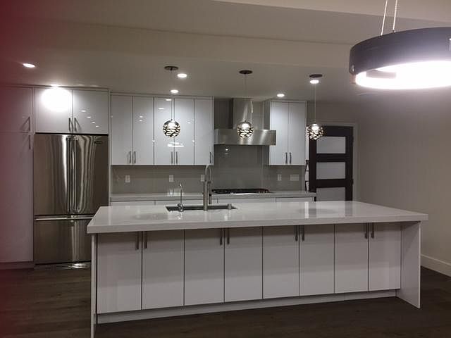 1st image of 1031 Channing Ave