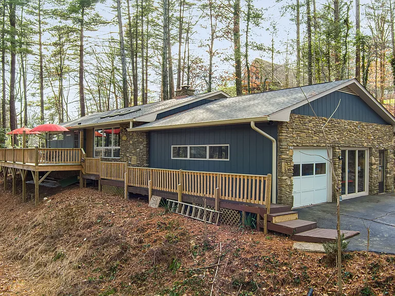 635 Aiken Rd #1 — Photo 30