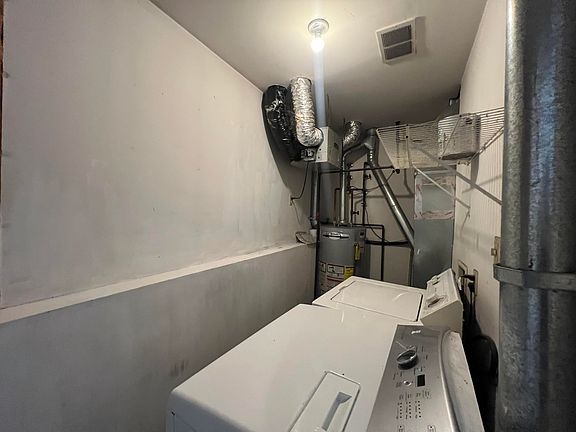 4th image of 1254 Red Pine Way