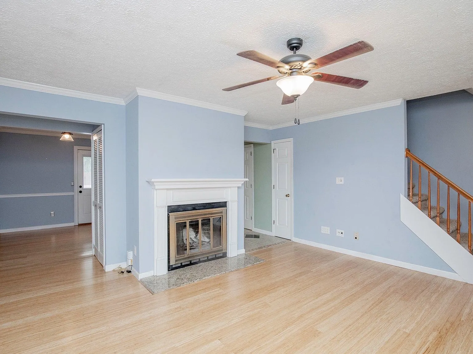 2 bed, 1160 sqft, $1,595 — Photo 2