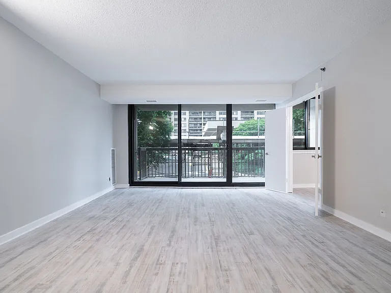 5505 Seminary Rd #103N — Photo 21