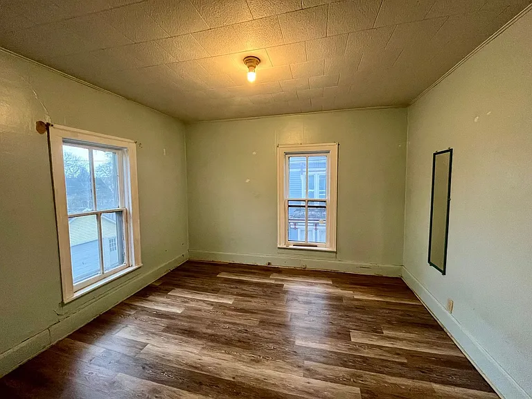 715 Fulton St — Photo 4
