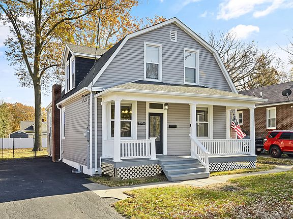 2nd image of 2976 Kincaid Ave