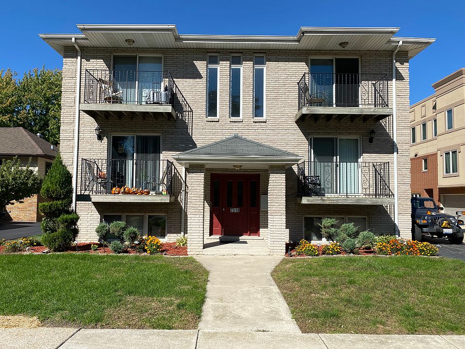 1st image of 7318 Ogden Ave APT 2E