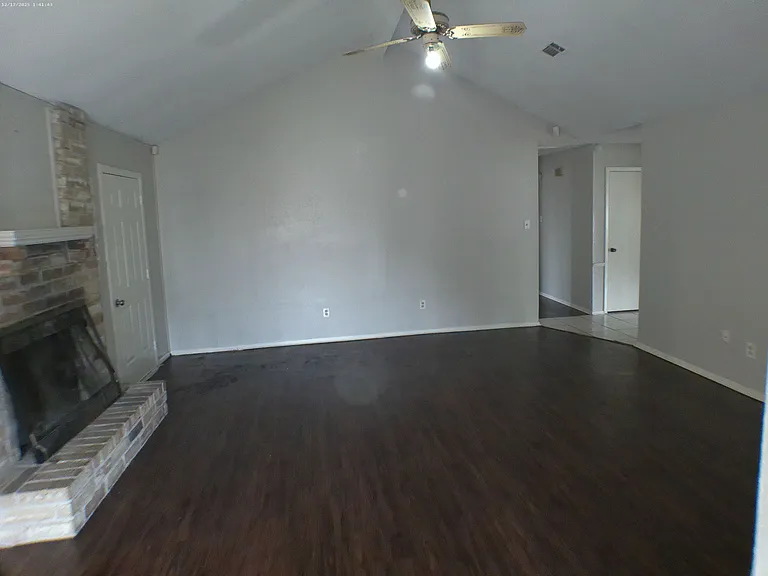 7322 W Fuqua Dr — Photo 9