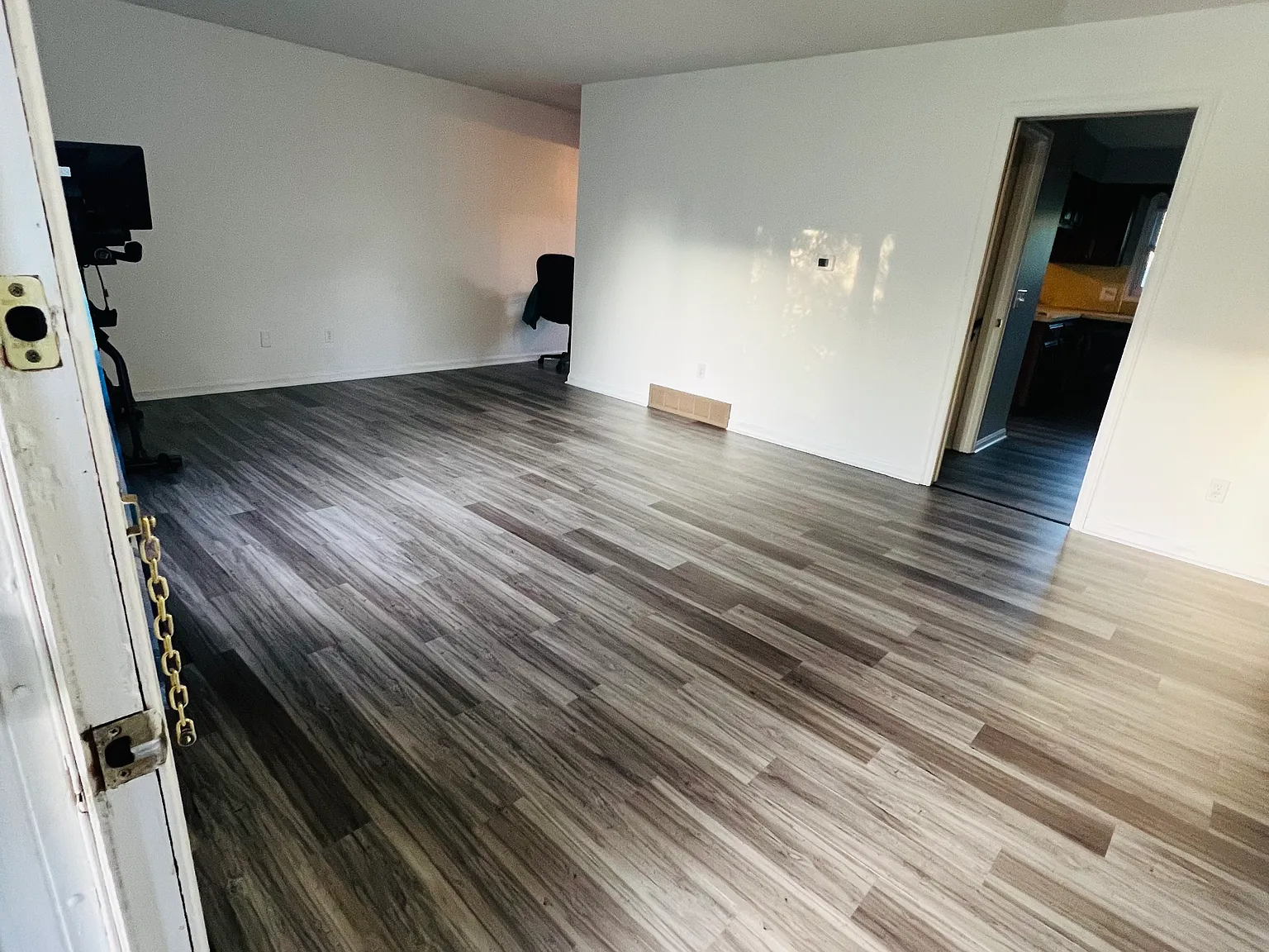 5620 Cresthaven Ln — Photo 3