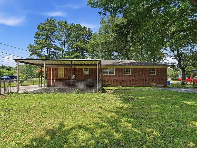 704 Jackson Dr — Photo 22
