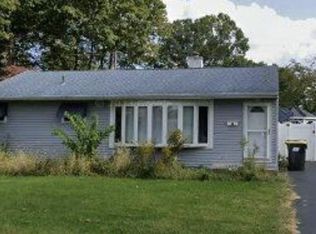 122 Saint John Dr, Wilmington, DE 19808