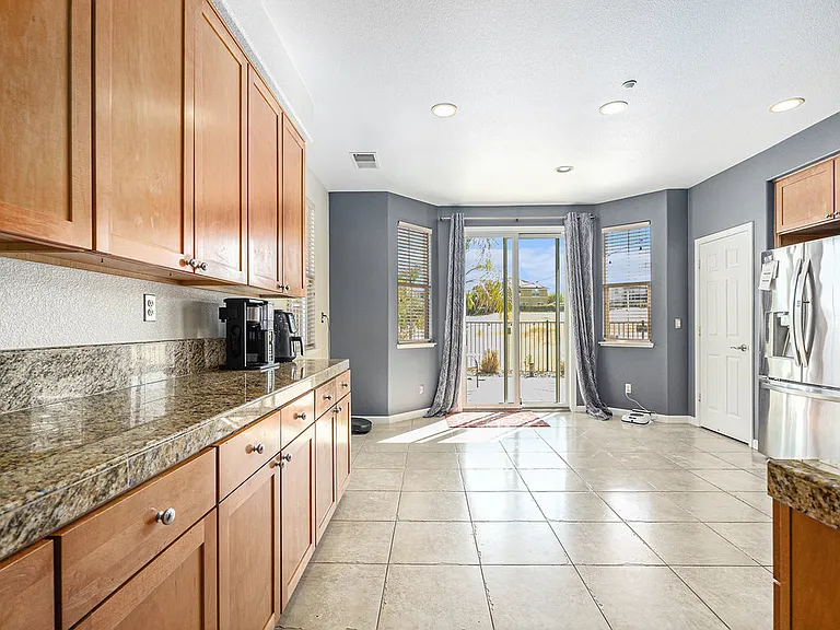 355 Pebble Beach Dr — Photo 10
