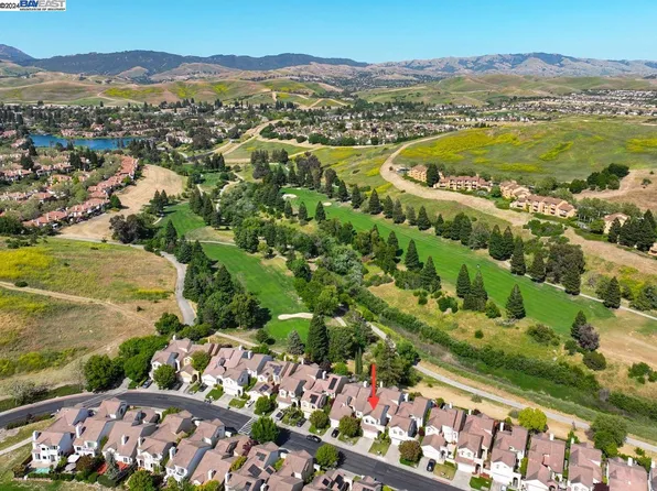 2135 Canyon Lakes Dr, San Ramon, CA 94582