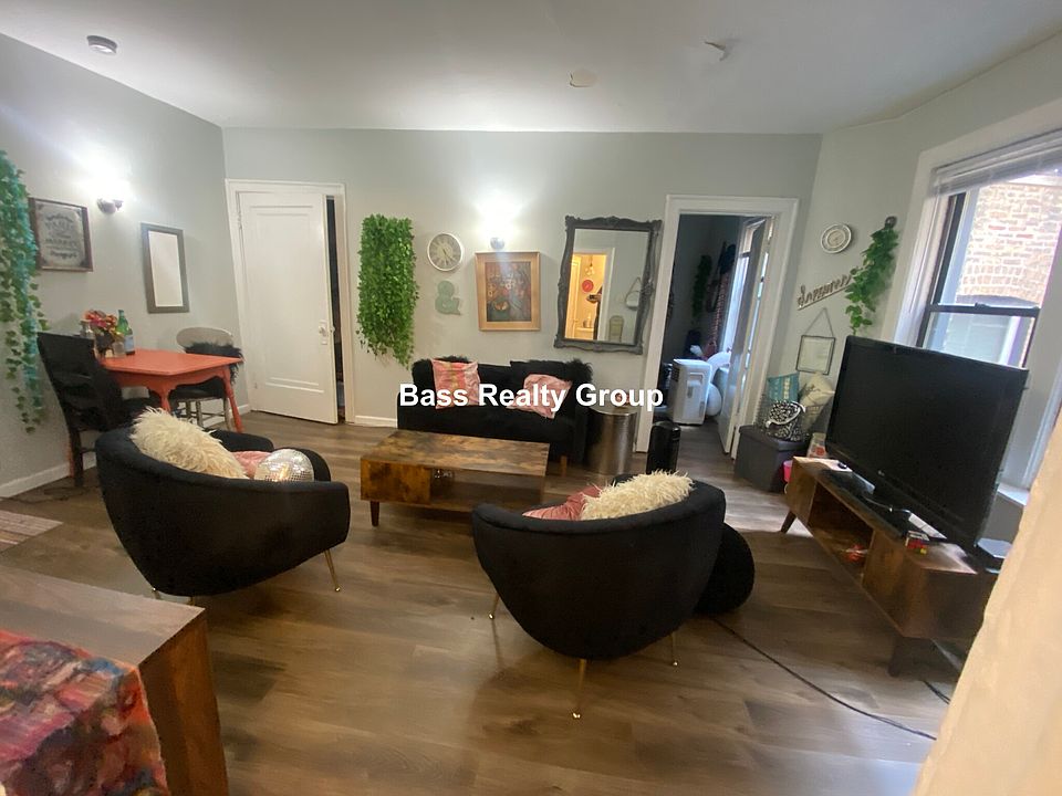 1st image of 1724 W Estes Ave #209
