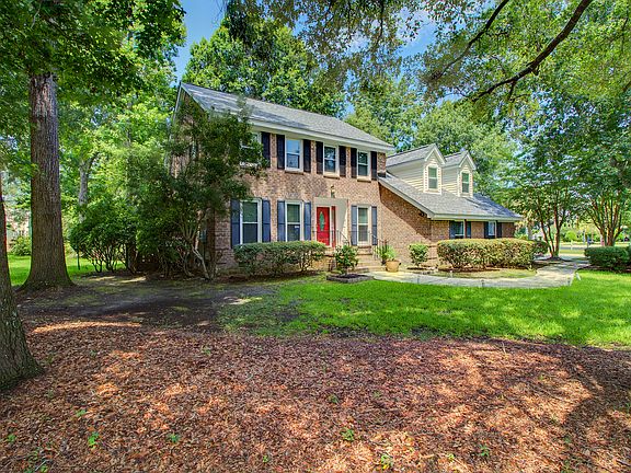 Front view - new architectural shingles in 2016.