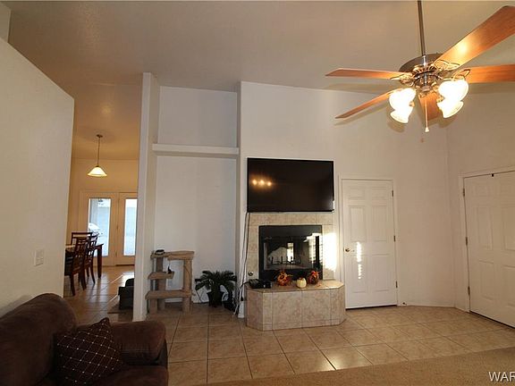 4th image of 2335 Emerson Ave