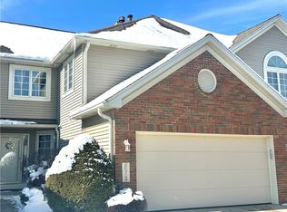 279 English Lakes Blvd, Amherst, OH