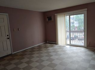 547 Ashland Ave #C, Aurora, IL 60505