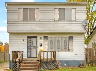 306 W Bishop Ave, Flint, MI 48505