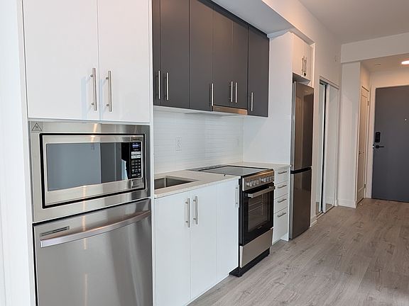 4th image of 9751 Markham Rd #2011