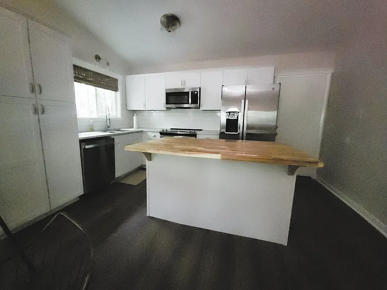 291 Tall Oaks Rd #A — Photo 8
