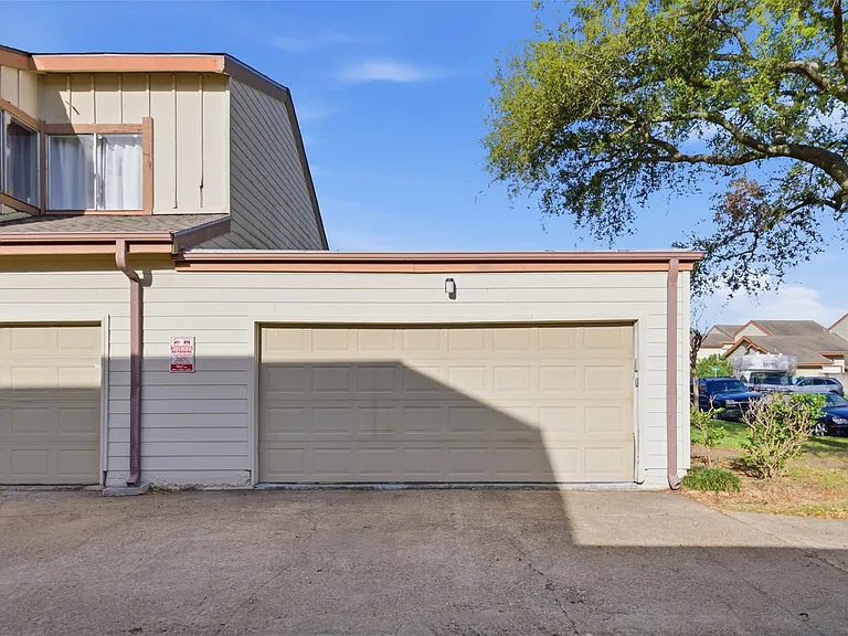 12503 Newbrook Dr — Photo 24