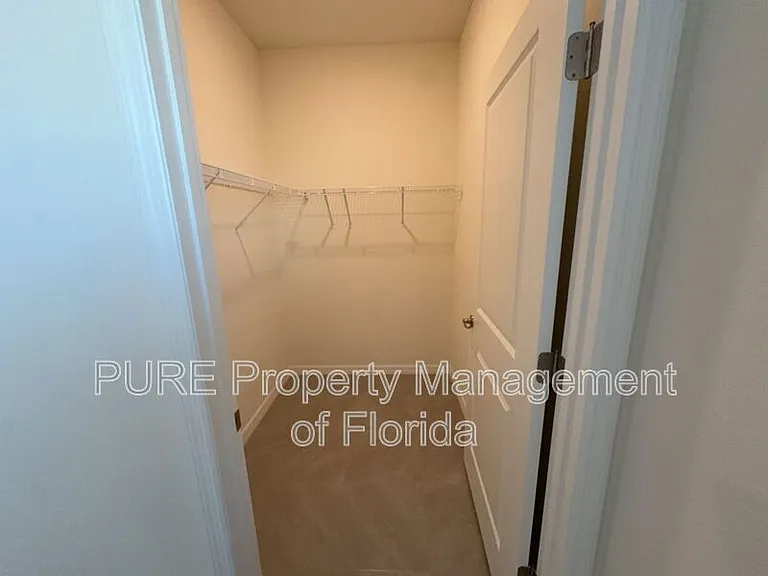 4122 NW 48th Terrace Rd — Photo 30