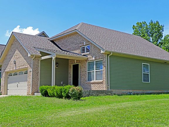 3rd image of 1013 Orchard Hills Dr