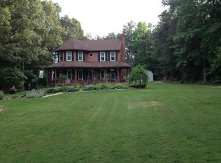 10200 Arbor Dr, Amelia Court House, VA 23002