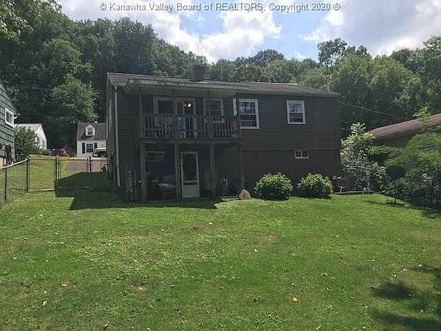 2nd image of 2754 Daniels Ave