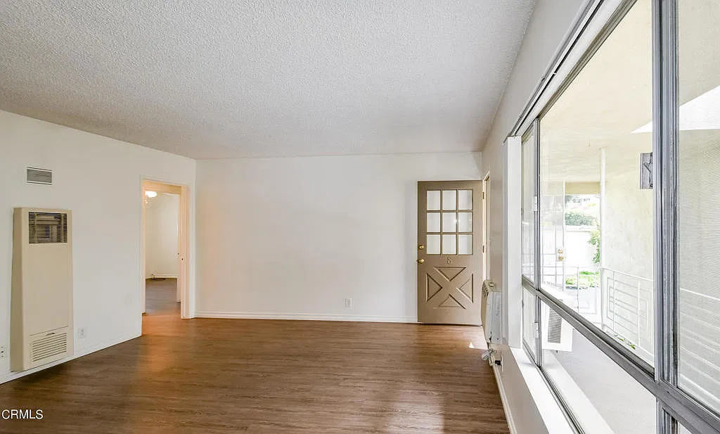 2 bed, 1.0 bath, 950 sqft, $2,600 — Photo 4