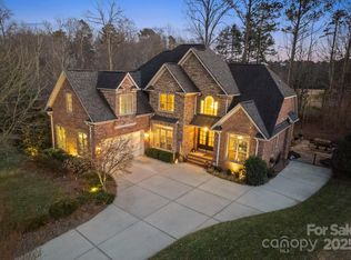 2012 Tomshire Dr, Gastonia, NC 28056