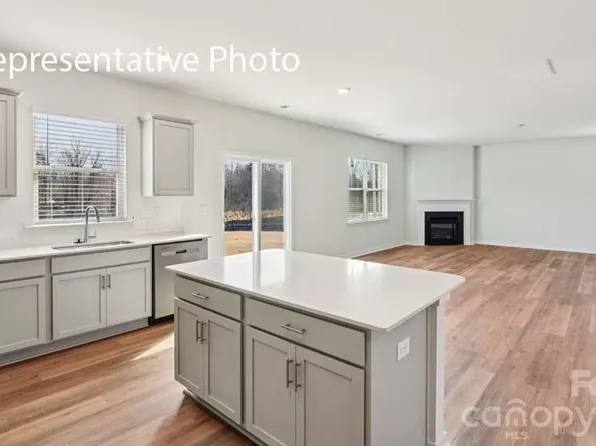 3335 Colorado Blue Ct, Gastonia, NC 28056