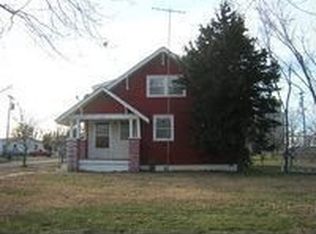 501 N Burns St, Turon, KS 67583