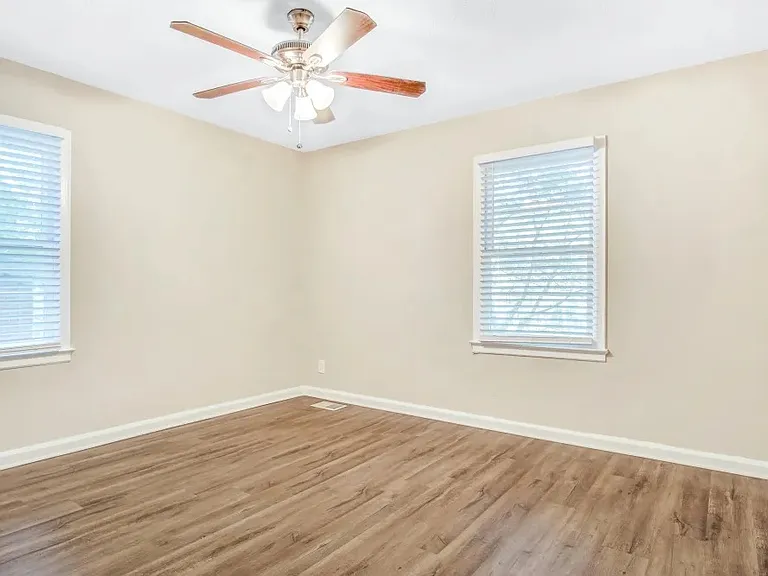 1425 Dennis Dr — Photo 14
