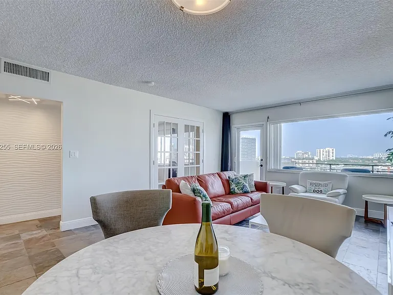 401 Golden Isles Dr #1101 — Photo 4