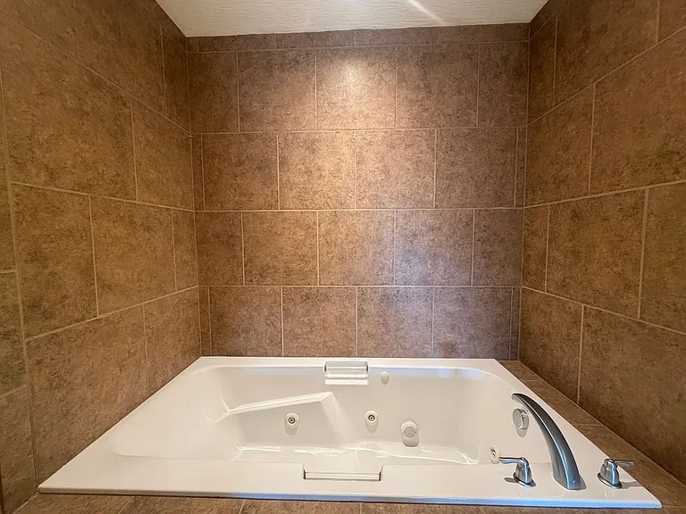 161 Lyle Curtis Cir — Photo 14