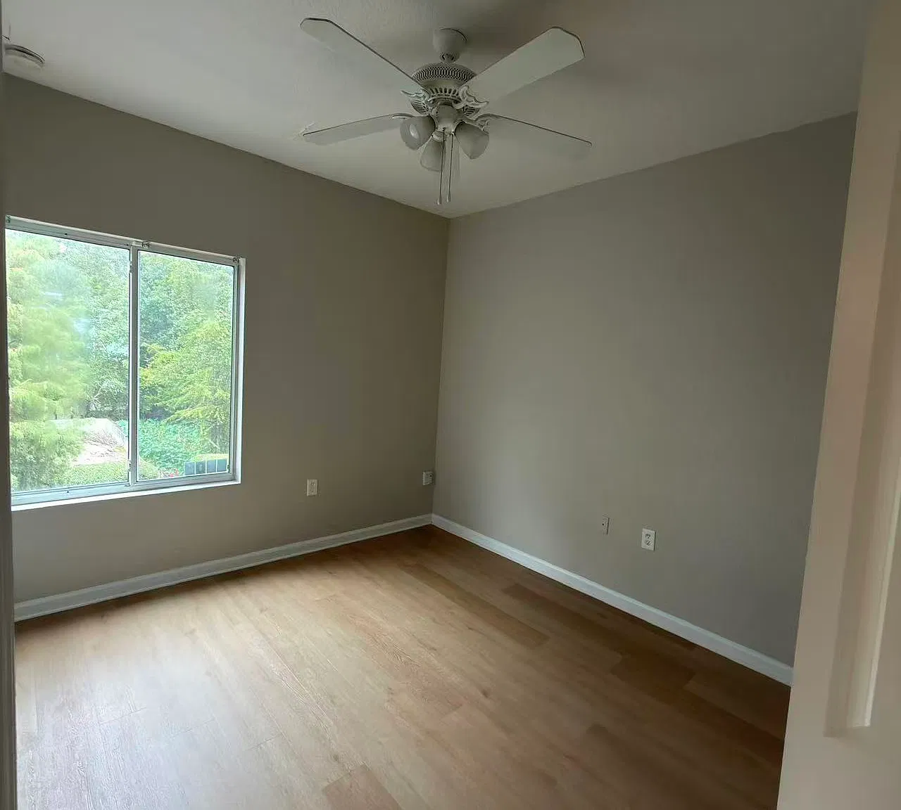 3 bed, 1240 sqft, $1,500 — Photo 2