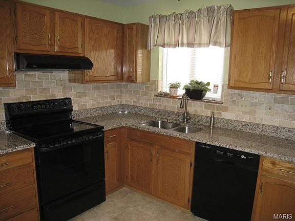 2nd image of 5906 Woodbrook Dr