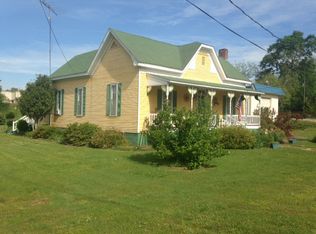 215 N Spring St, Dadeville, AL 36853