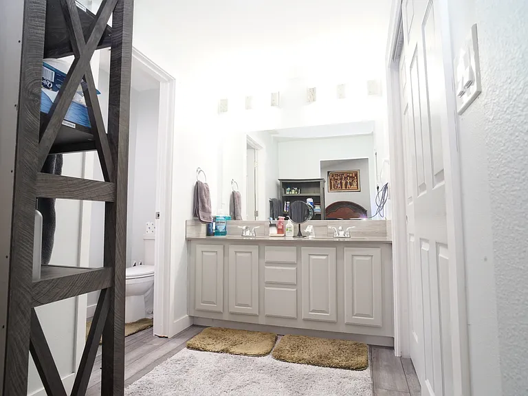 2220 S 336th St #405 — Photo 9